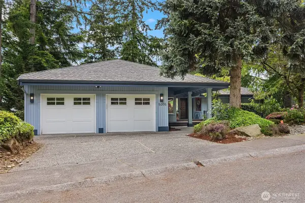 5005 136th Place Se, Bellevue, WA 98006