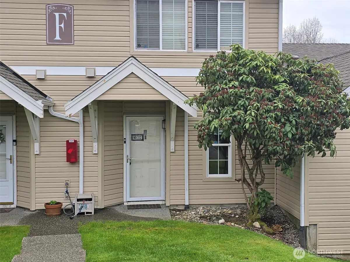 2100 S 336th Street #F4, Federal Way Auburn, WA 98009 - #1