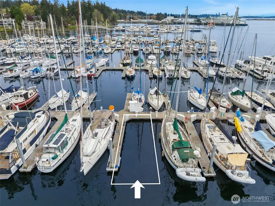 141 Parfitt Way Sw #D-20, Bainbridge Island, WA 98110 - #2