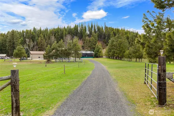 4010 Teanaway Middle Fork Road, Cle Elum, WA 98922