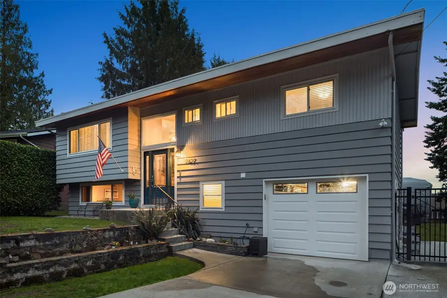 7627 NE 202nd Place, Kenmore, WA 98028 - #2