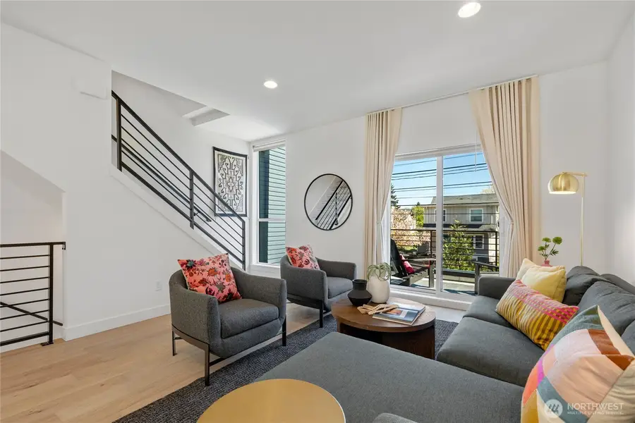 1431 22nd Avenue, Seattle, WA 98122 - #2