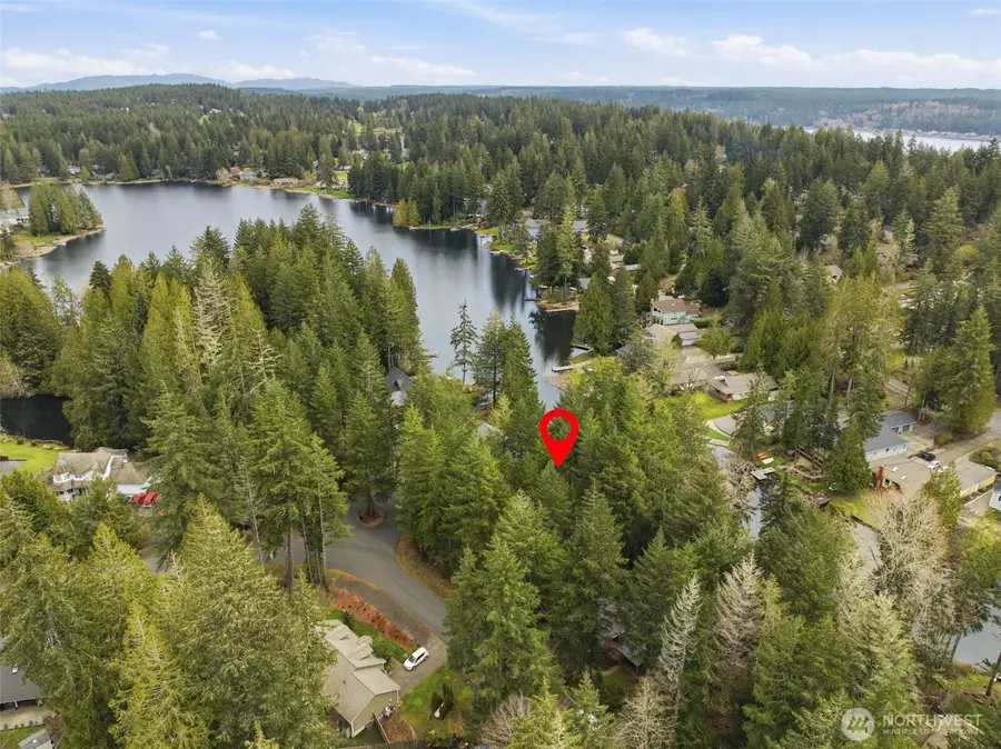 110 E Westlake Way #20, Allyn, WA 98524 - #2