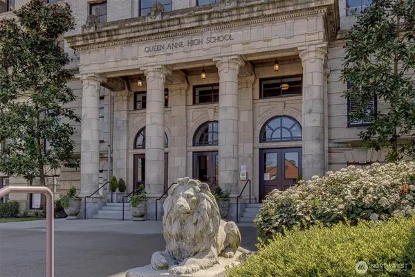 201 Galer Street #331, Seattle, WA 98109