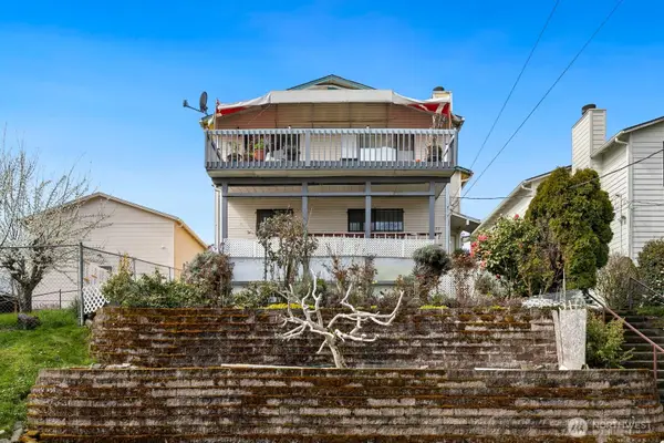 5233 33rd Avenue S, Seattle, WA 98118