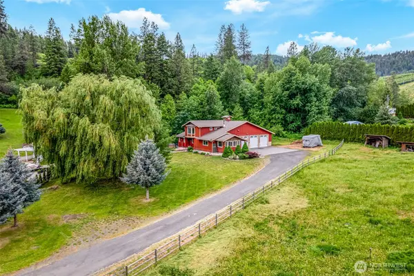 10785 Lone Pine Dr, Peshastin, WA 98847
