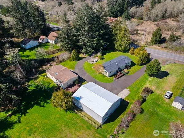 2512 Sid Snyder Drive, Long Beach, WA 98631