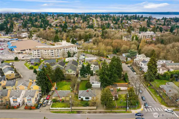 10125 3rd Avenue Nw, Seattle, WA 98177