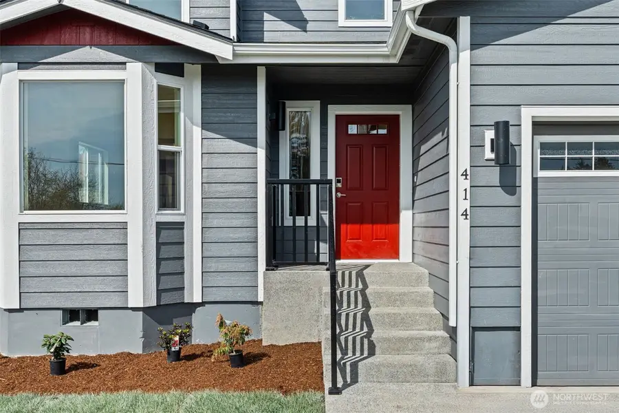414 Comet Street, Milton, WA 98354 - #3
