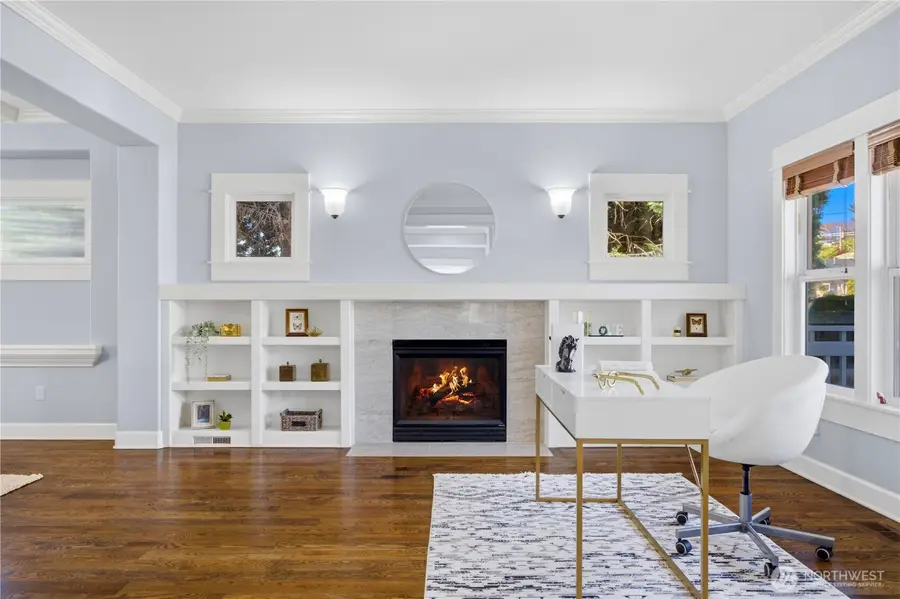 2313 N 39th Street, Seattle, WA 98103 - #3