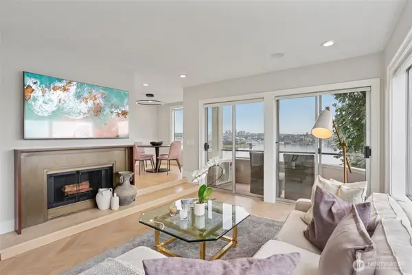 2134 Waverly Place N #303, Seattle, WA 98109