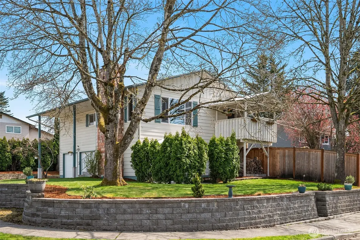 4930 189th Street Sw, Lynnwood, WA 98036 - #1