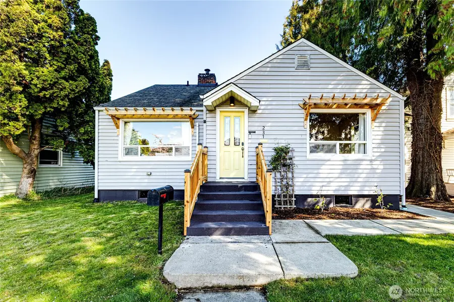 231 W Fourth Street, Port Angeles, WA 98362 - #2