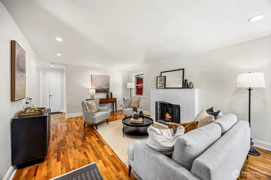 3321 35th Avenue S, Seattle, WA 98144 - #3