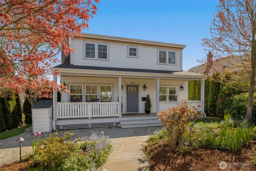 2200 41st Ave Sw, Seattle, WA 98116 - #2