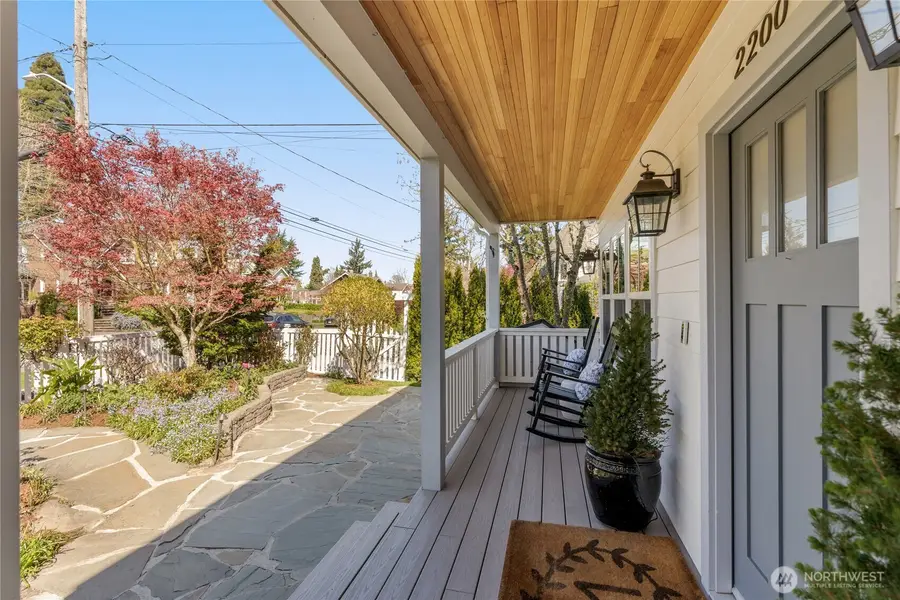 2200 41st Ave Sw, Seattle, WA 98116 - #3