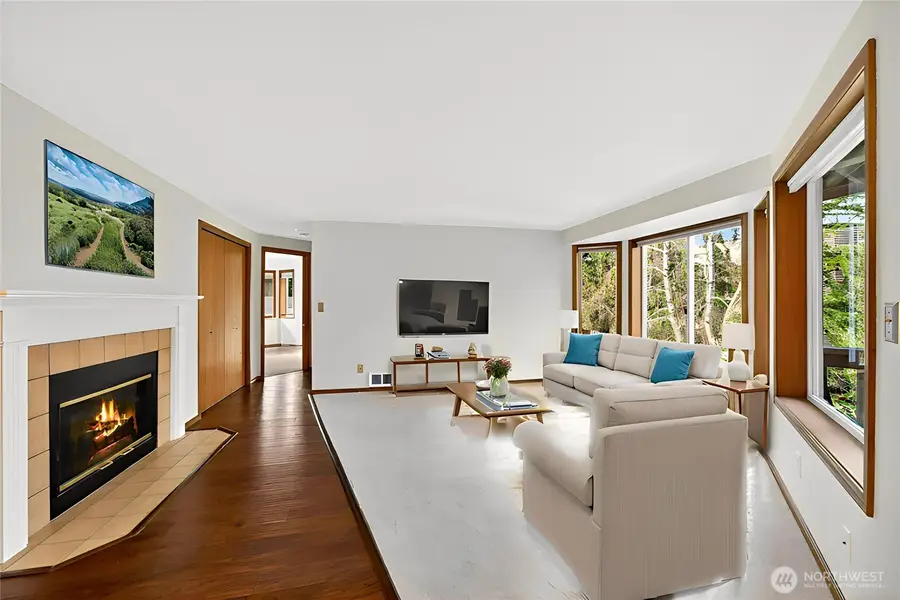 432 3rd Avenue S #B204, Edmonds, WA 98020 - #3