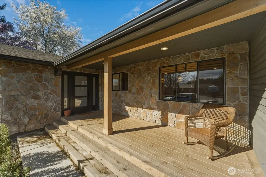 355 SE Highland Park Drive, College Place, WA 99324 - #3