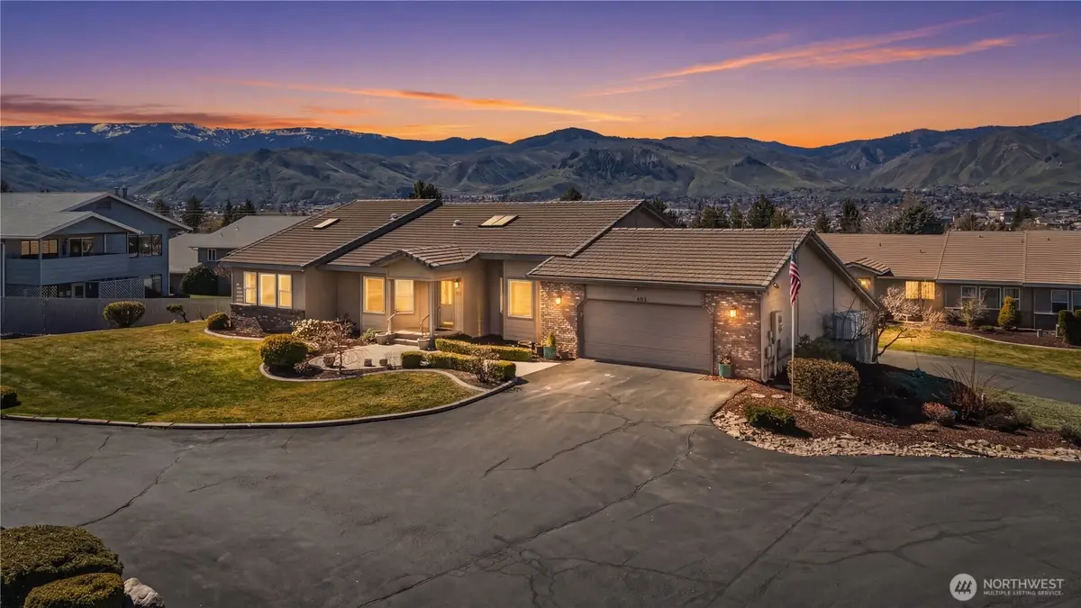 1380 Eastmont Avenue #401, East Wenatchee, WA 98802 - #1