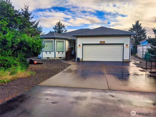 258 N Razor Clam Drive Sw, Ocean Shores, WA 98569