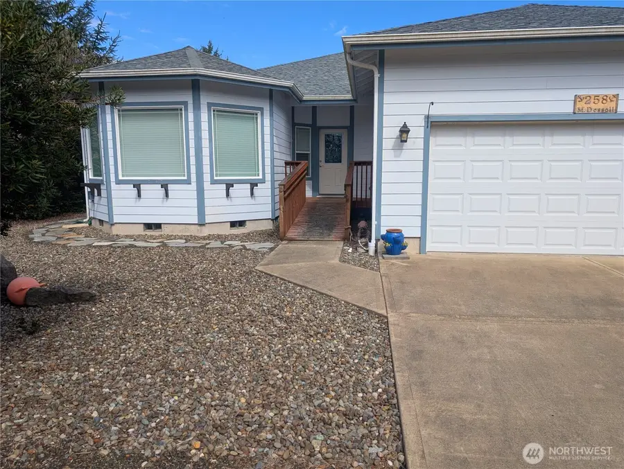 258 N Razor Clam Drive Sw, Ocean Shores, WA 98569 - #2