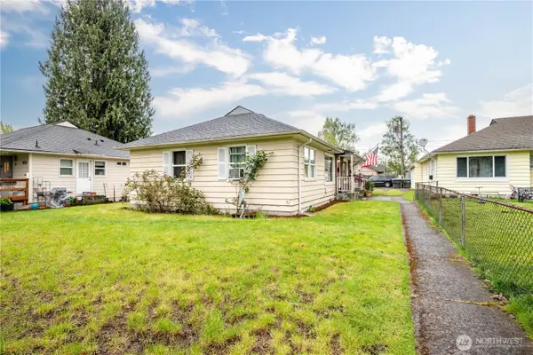 1015 17th, Longview, WA 98632