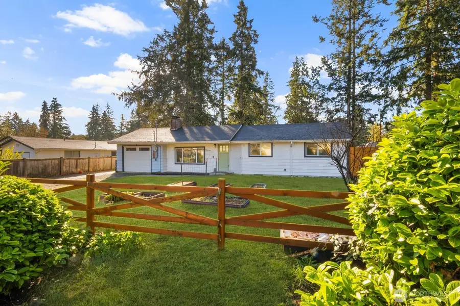 9808 Lawndale Avenue Sw, Lakewood, WA 98498 - #3