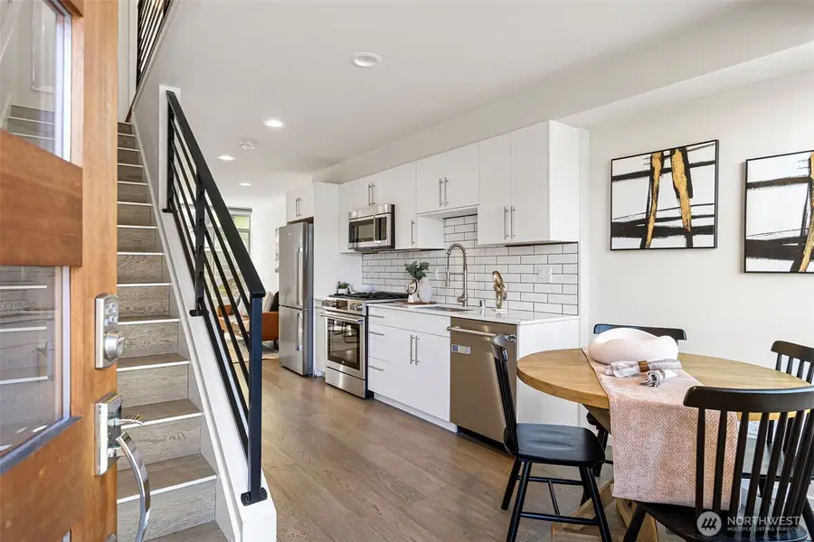 1827 Nw 85th St, Seattle, WA 98117 - #3