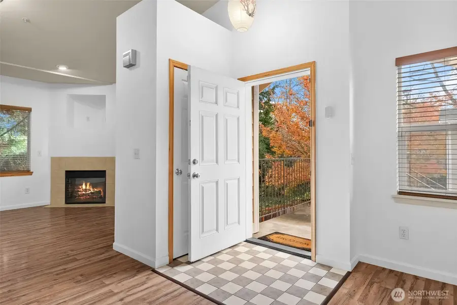 8023 Custer Road Sw #B6, Lakewood, WA 98499 - #3