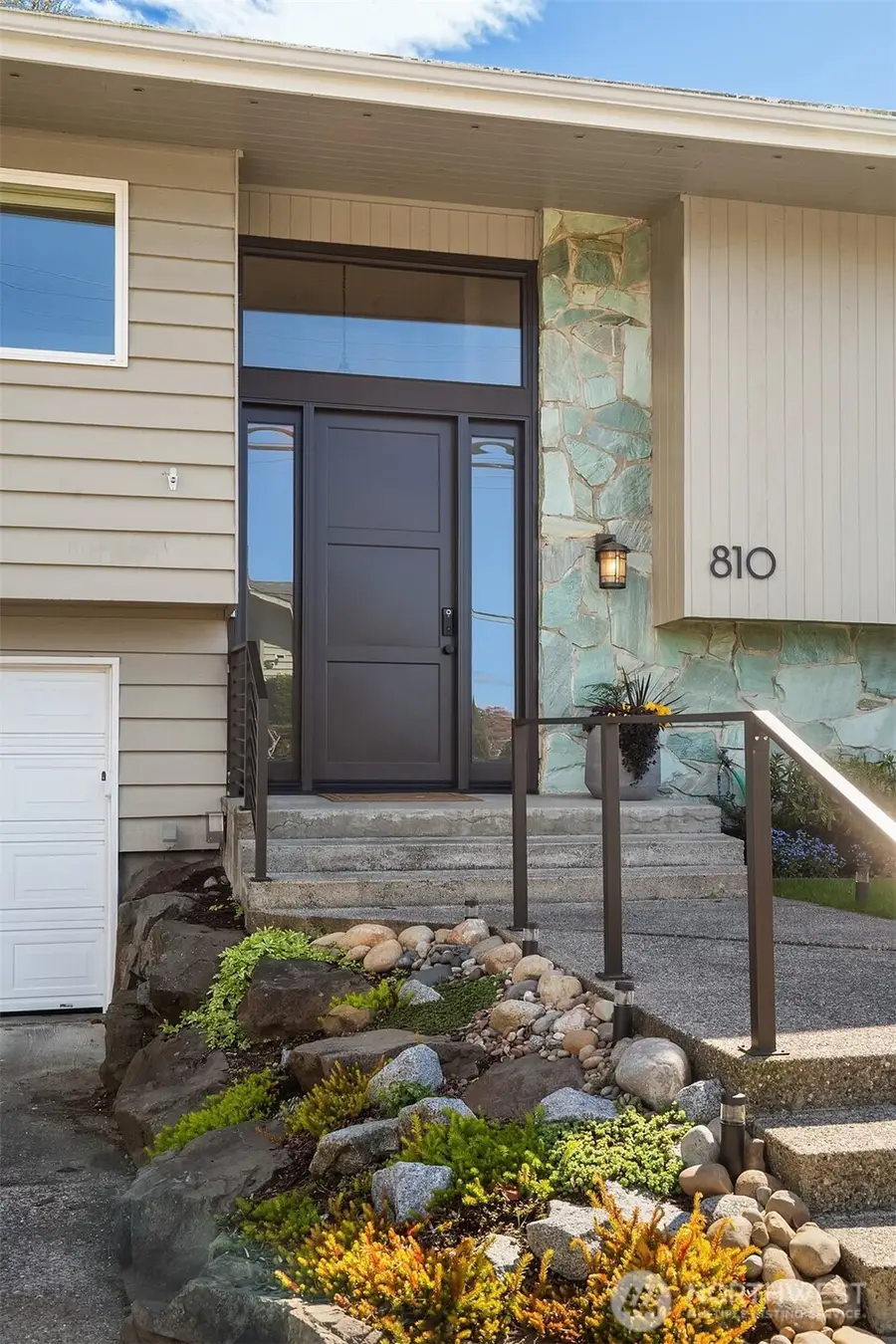 810 Walnut Street, Edmonds, WA 98020 - #2