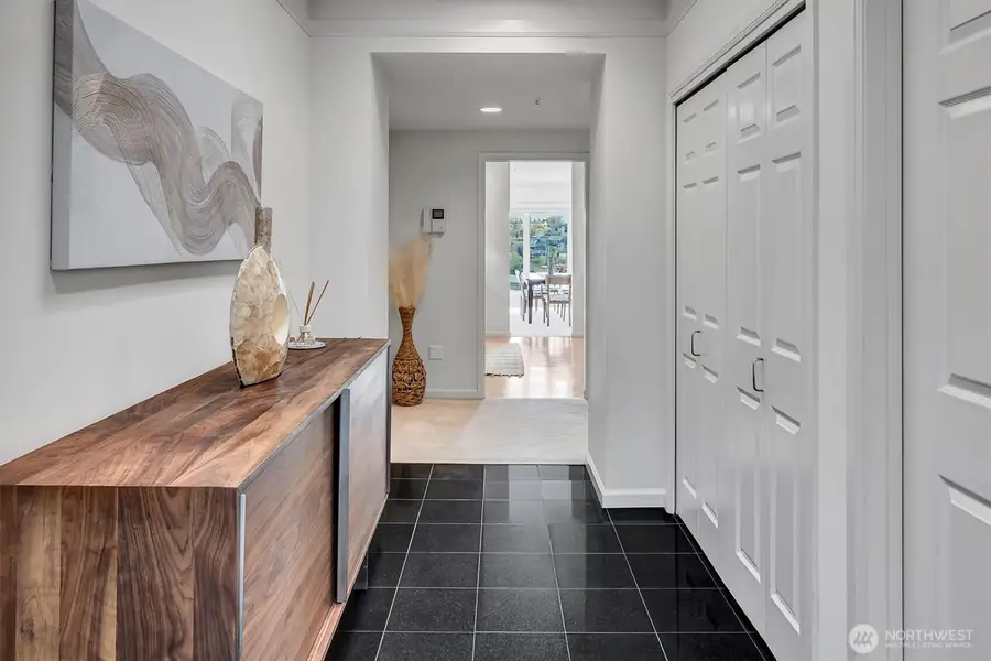 3300 Meridian Avenue N #409, Seattle, WA 98103 - #2