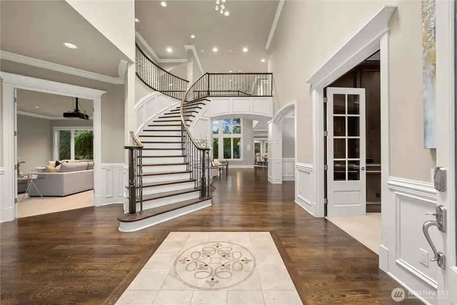 10021 Ne 16th Place, Bellevue, WA 98004 - #2