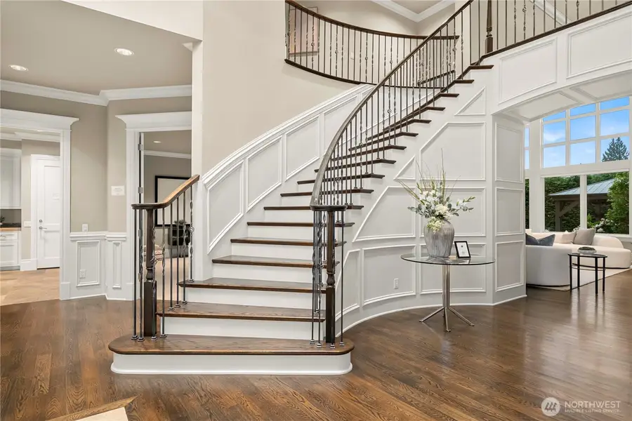 10021 Ne 16th Place, Bellevue, WA 98004 - #3