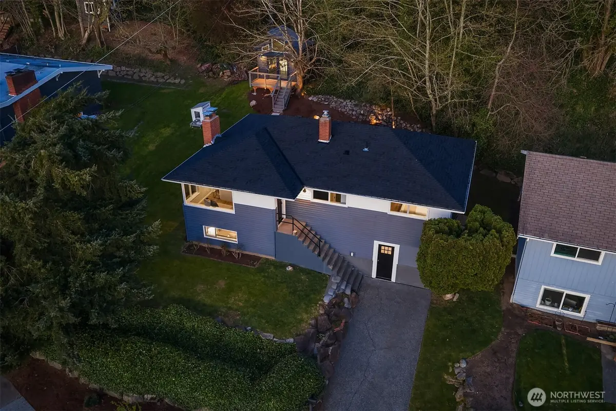 5202 38th Avenue Sw, Seattle, WA 98126 - #1