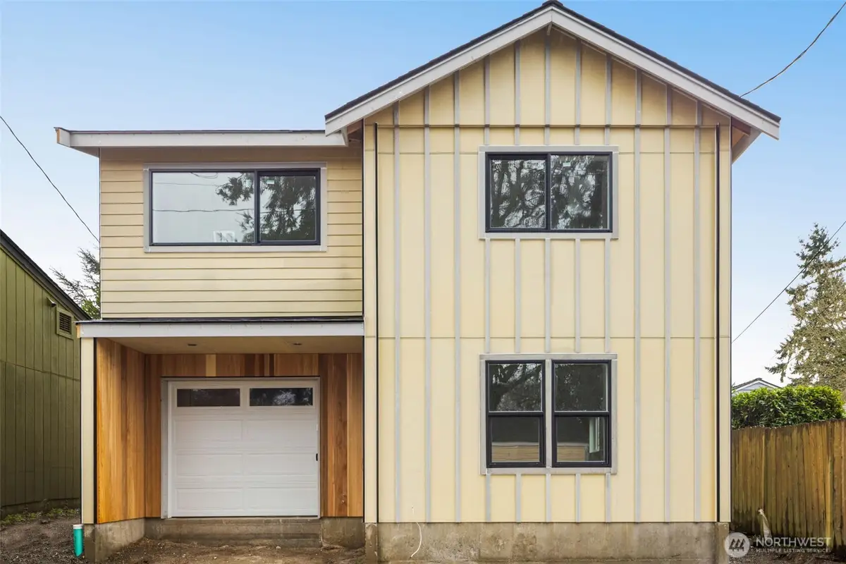 8109 34th Avenue Sw #B, Seattle, WA 98126 - #1