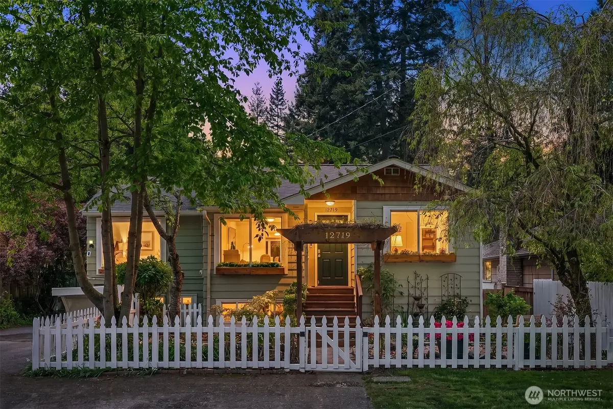 12719 12th Avenue Ne, Seattle, WA 98125 - #1