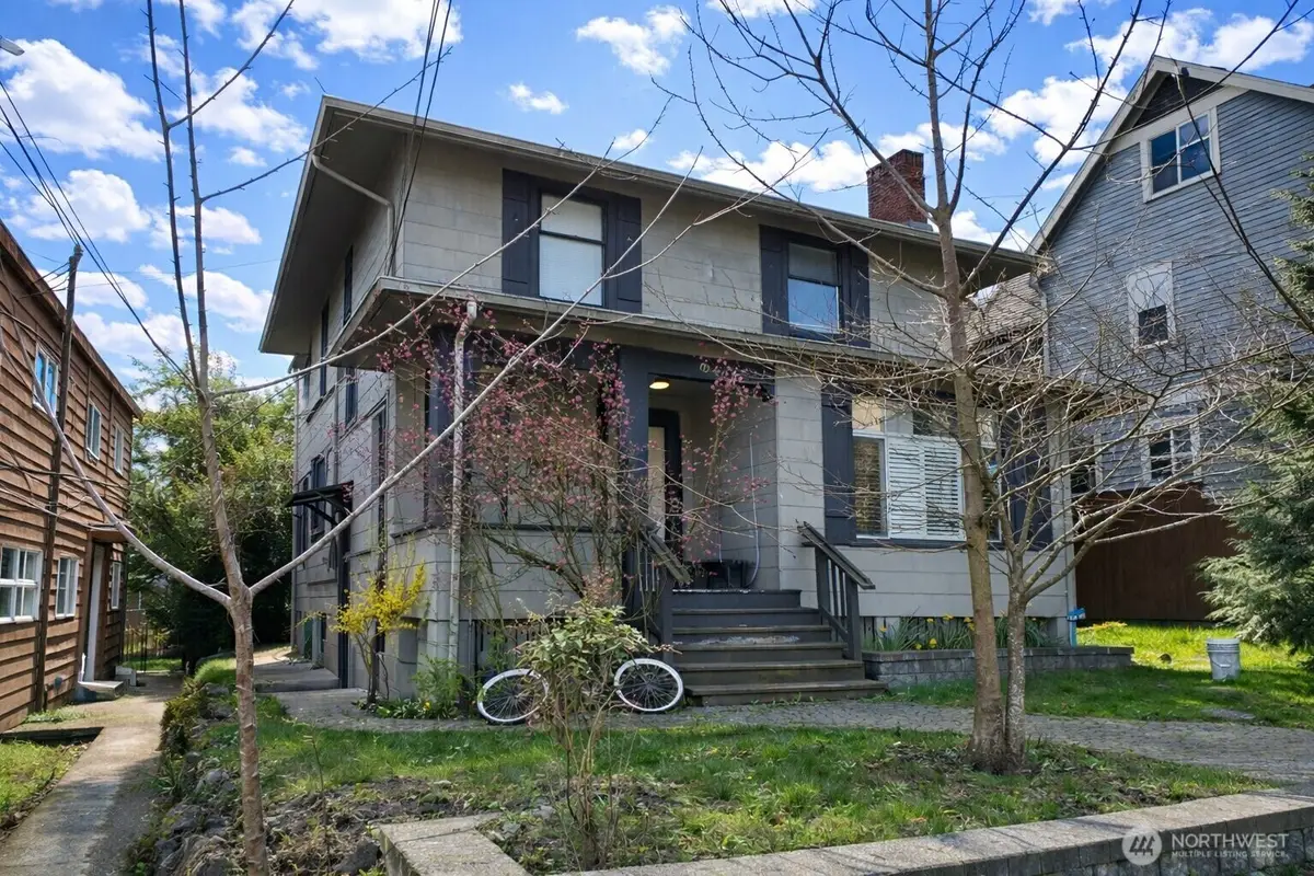 807 N 49th Street, Seattle, WA 98103 - #1