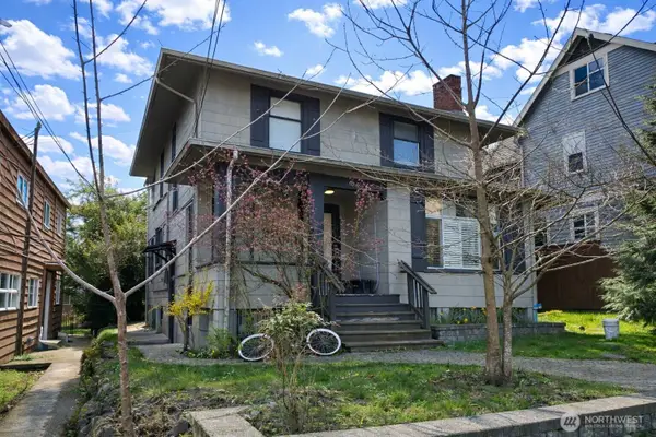 807 N 49th Street, Seattle, WA 98103