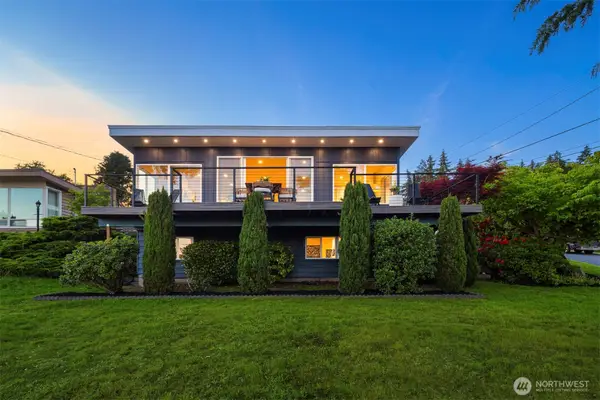 11988 Marine View Drive Sw, Burien, WA 98146