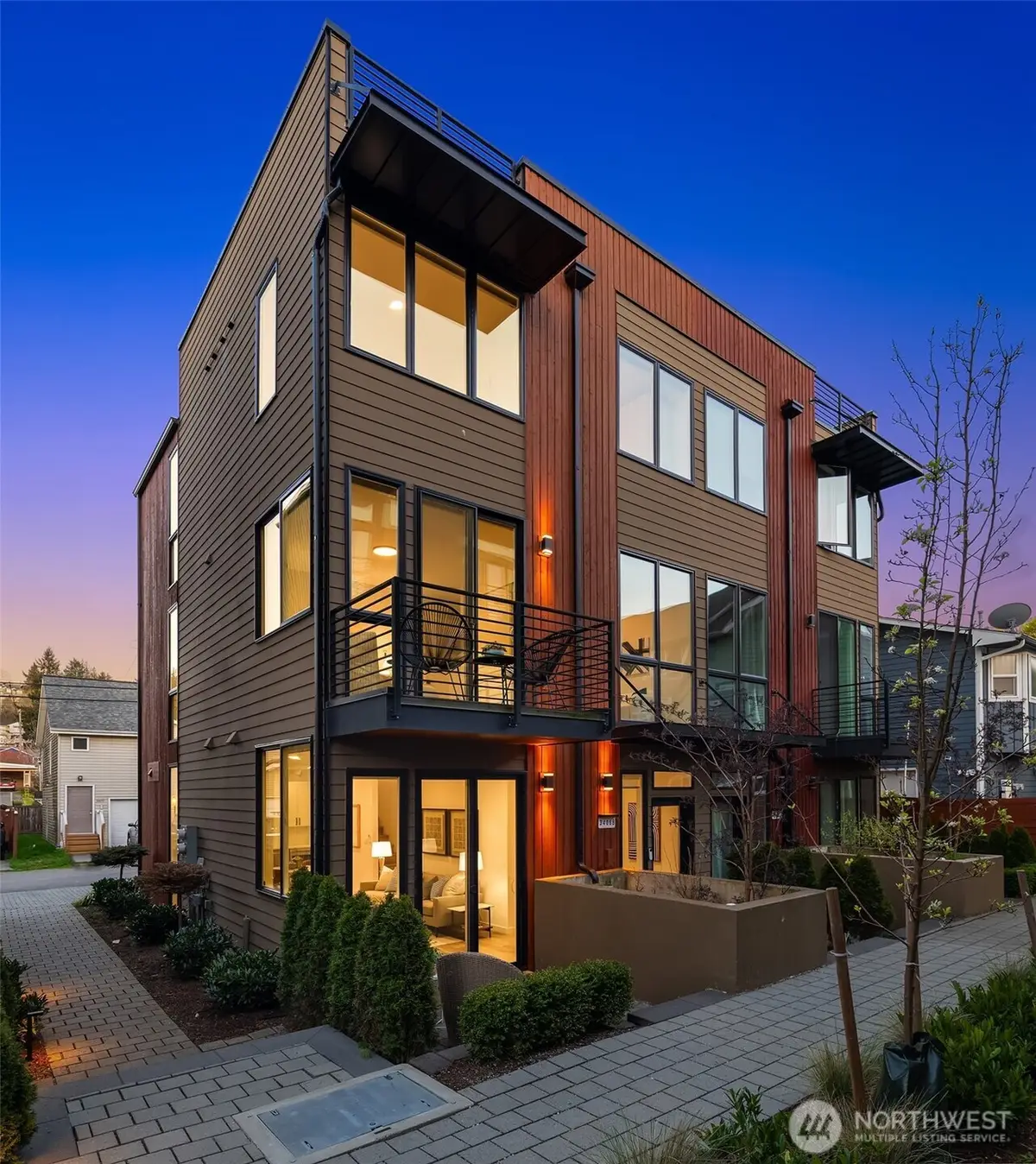 3406 34th Avenue W, Seattle, WA 98199 - #1