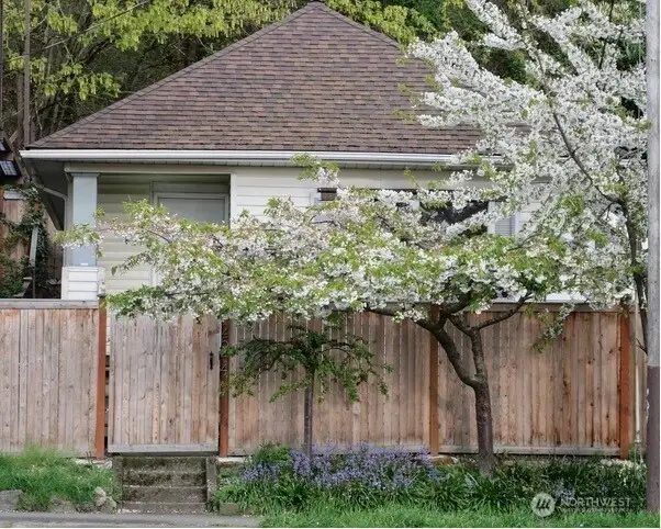 2544 15th Avenue W, Seattle, WA 98119 - #1