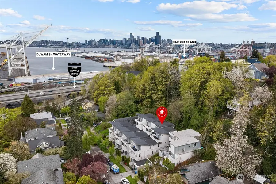 3812 22nd Avenue Sw, Seattle, WA 98106 - #2