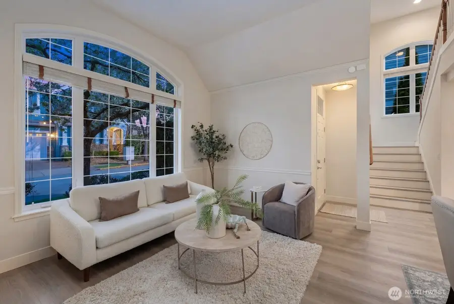 2045 32nd Avenue Ne, Issaquah, WA 98029 - #2