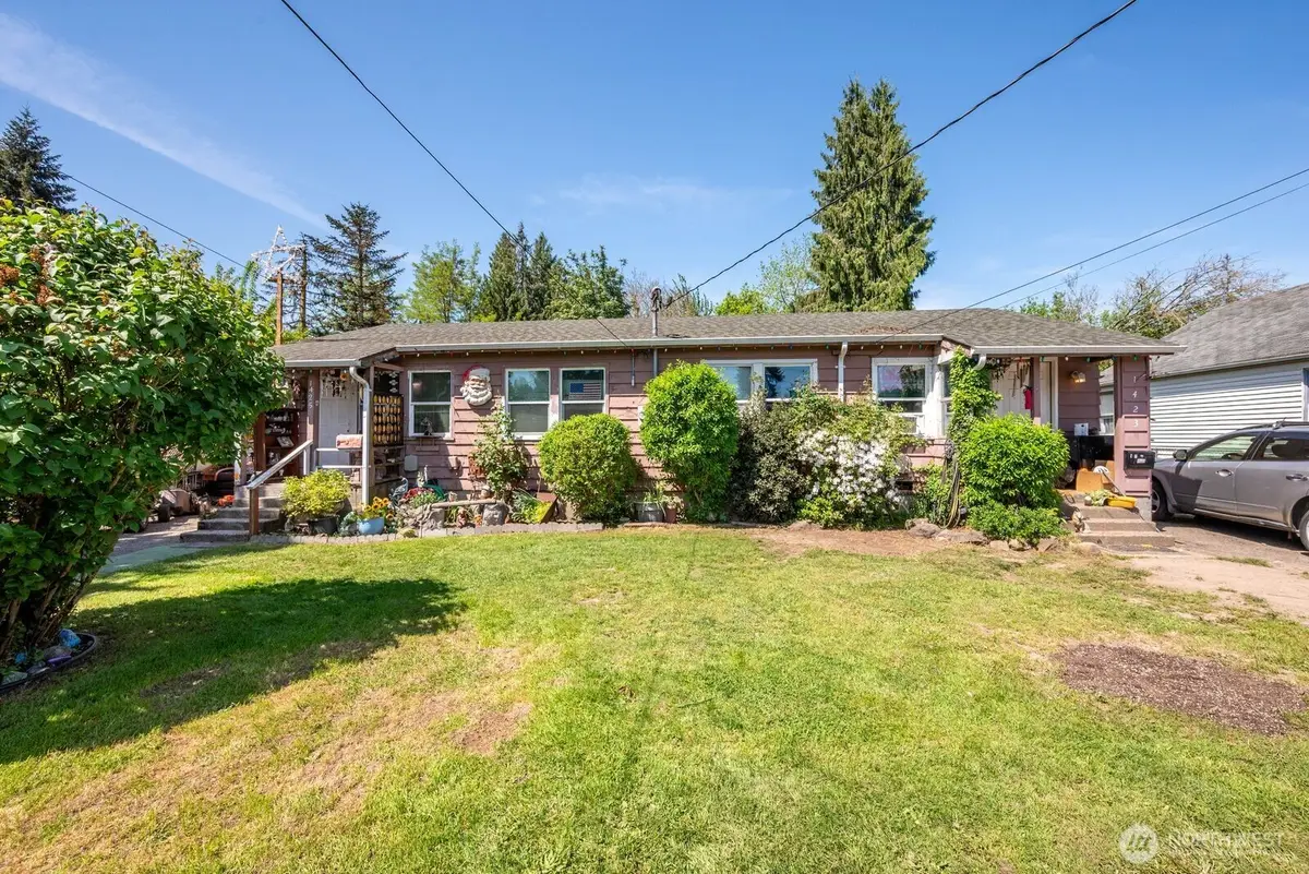 1423 S 7th Avenue, Kelso, WA 98626 - #1