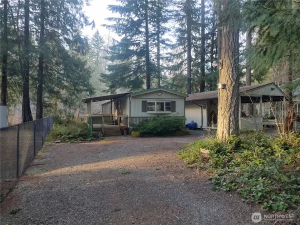 450 N Duckabush Drive E, Hoodsport, WA 98548