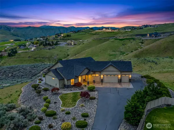 125 E Mountain Brook Lane, Wenatchee, WA 98801