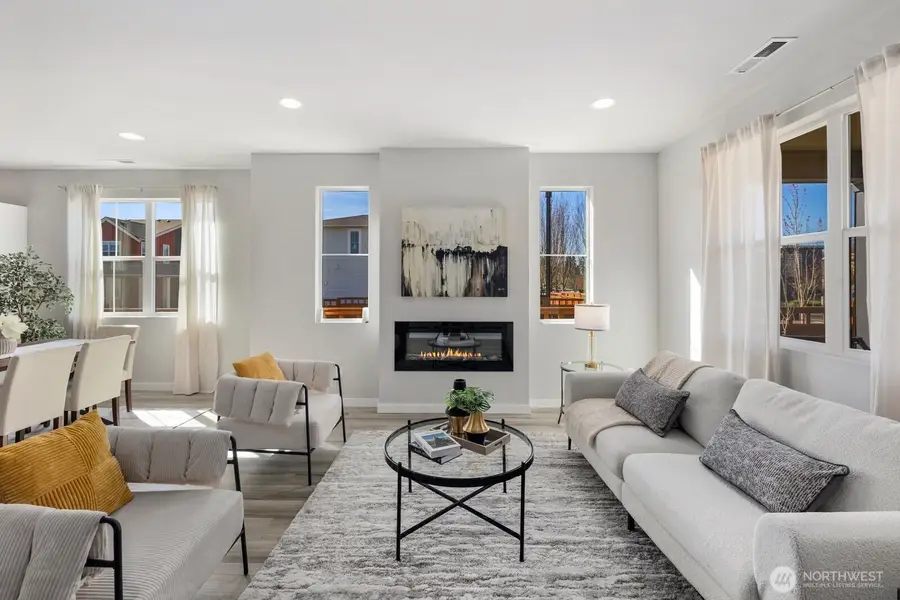 9836 6th Avenue Sw, Seattle, WA 98106 - #3