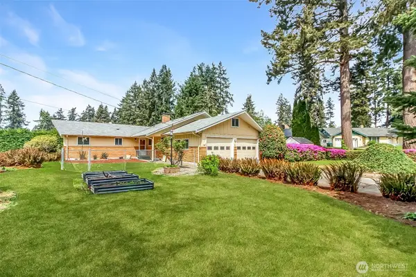 327 Logger Court Se, Lacey, WA 98503