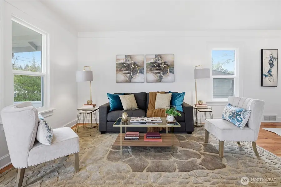 9643 56th Avenue S, Seattle, WA 98118 - #3