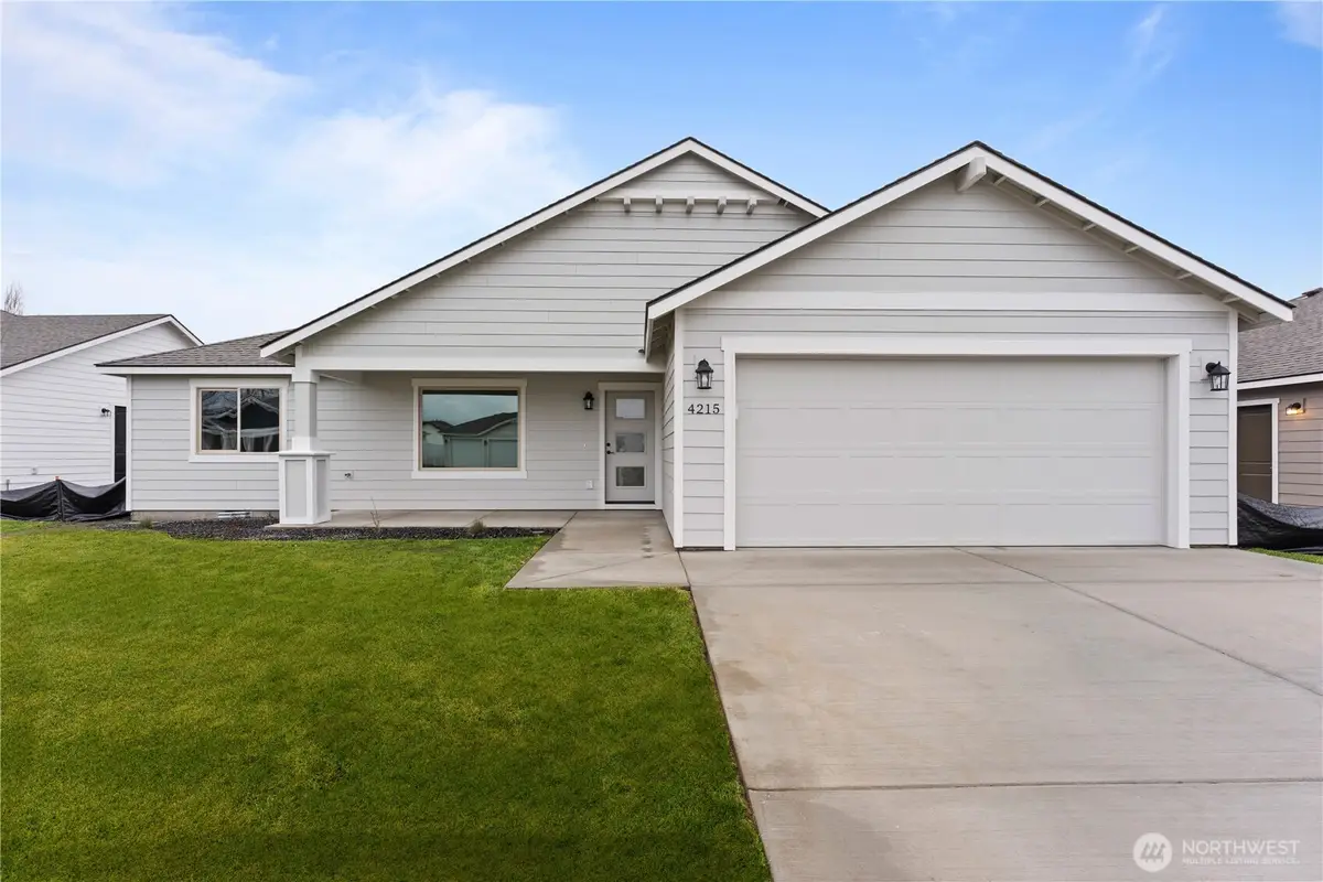 4215 W Sandy Court, Moses Lake, WA 98837 - #1